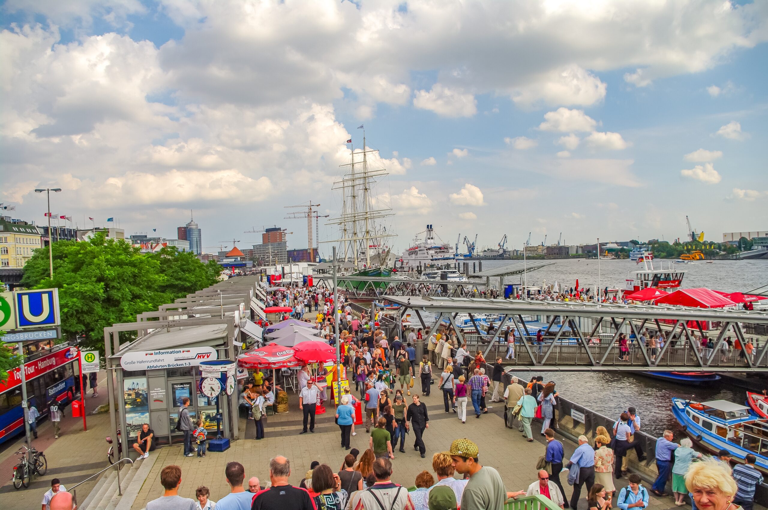 Hamburg Hafenrundfahrt Barrierefreiheit